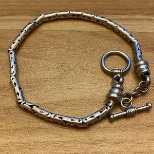 Beautiful Silver Bali bracelet with toggle closing